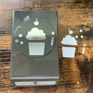 Stampin' Up! Cupcake Punch